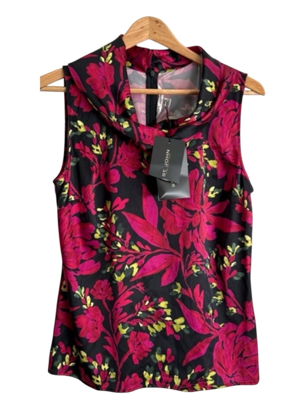 NWT St. John Collection Black Sleeveless Blouse w Fuchsia Floral Print Sz 10